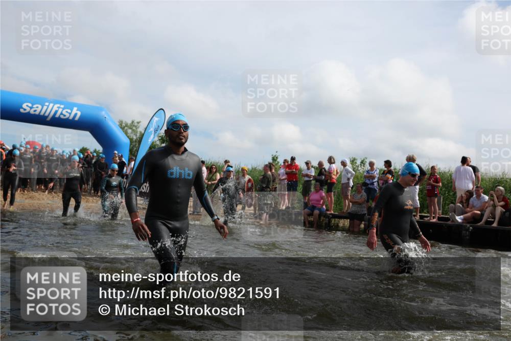 21.06.2026 - Viking Triathlon Michael Strokosch http://msf.ph/oto/9821591 21.06.2026 10:08:10 Schwimmen 59, 71, 101, 172, 182, 283, 335, 382, 421, 424, 427, 433, 434, 607, 642 meine-sportfotos.de