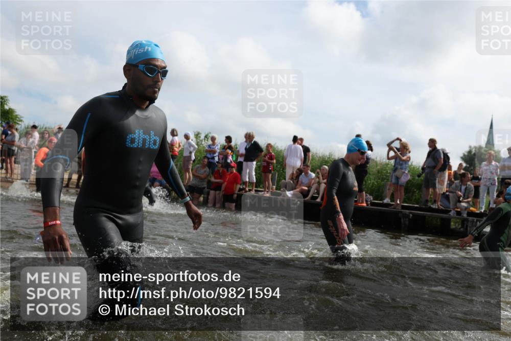 21.06.2026 - Viking Triathlon Michael Strokosch http://msf.ph/oto/9821594 21.06.2026 10:08:12 Schwimmen 59, 71, 101, 172, 182, 283, 335, 382, 421, 424, 427, 433, 434, 607, 642 meine-sportfotos.de
