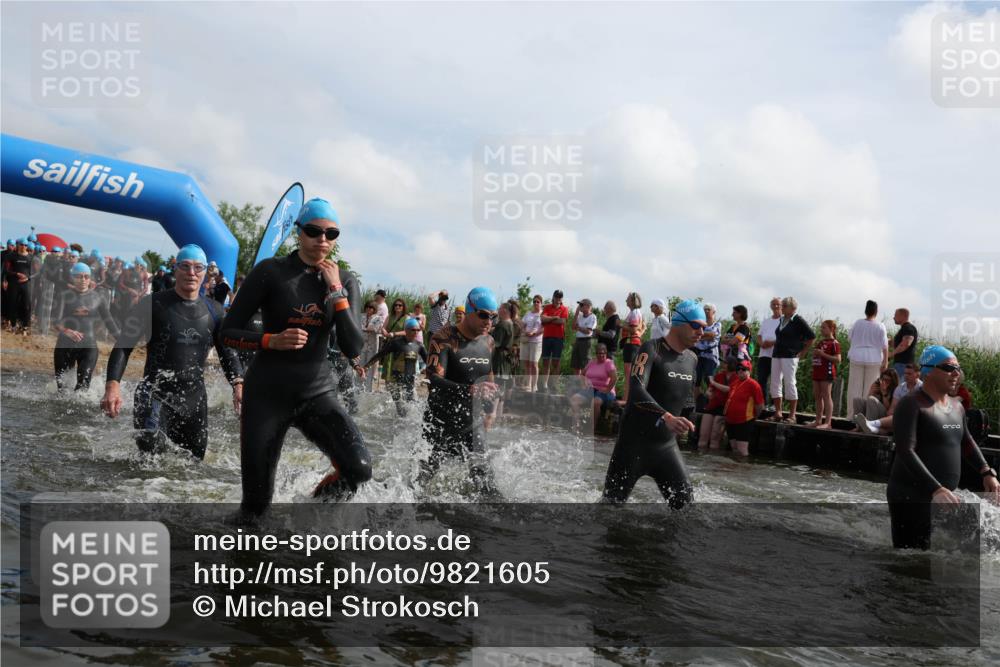 21.06.2026 - Viking Triathlon Michael Strokosch http://msf.ph/oto/9821605 21.06.2026 10:08:19 Schwimmen 59, 101, 133, 172, 192, 222, 223, 250, 283, 335, 354, 375, 382, 416, 421, 433, 434, 463, 564, 642 meine-sportfotos.de