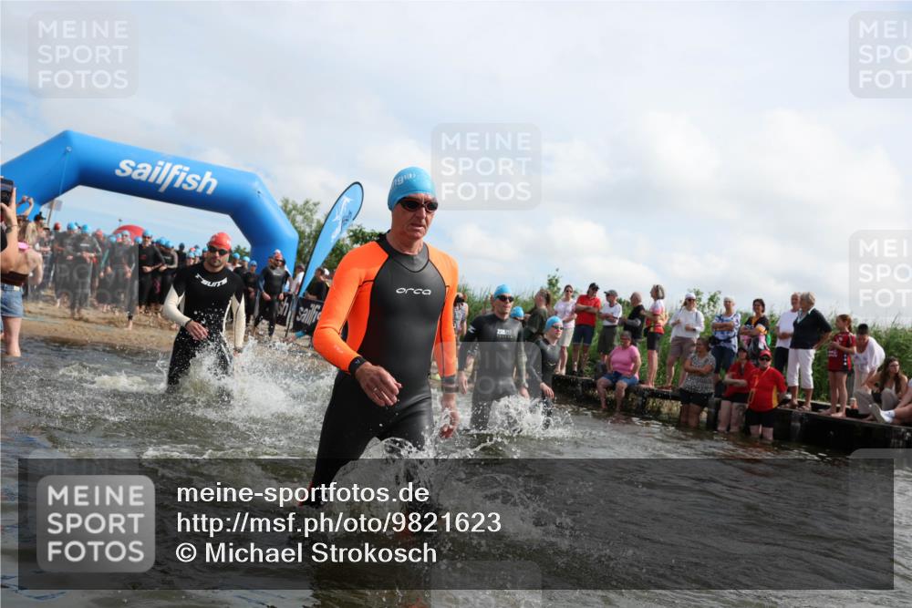 21.06.2026 - Viking Triathlon Michael Strokosch http://msf.ph/oto/9821623 21.06.2026 10:08:32 Schwimmen 48, 133, 168, 192, 207, 222, 254, 317, 322, 354, 375, 376, 571, 613, 629 meine-sportfotos.de