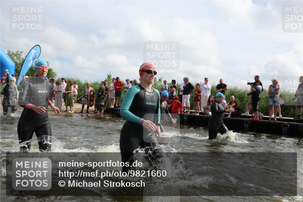 21.06.2026 - Viking Triathlon Michael Strokosch http://msf.ph/oto/9821660 21.06.2026 10:08:49 Schwimmen 40, 92, 105, 139, 181, 196, 224, 237, 272, 365, 389, 409, 476, 566, 661 meine-sportfotos.de