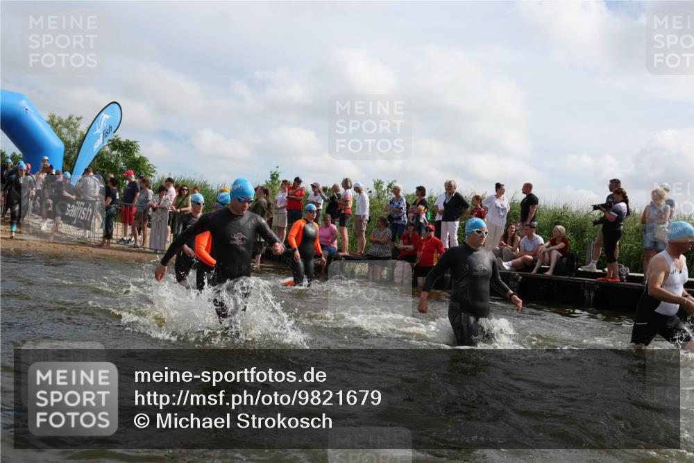 21.06.2026 - Viking Triathlon Michael Strokosch http://msf.ph/oto/9821679 21.06.2026 10:08:58 Schwimmen 40, 106, 139, 181, 196, 224, 237, 252, 272, 344, 362, 389, 509, 566 meine-sportfotos.de