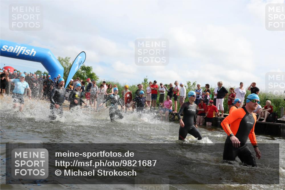 21.06.2026 - Viking Triathlon Michael Strokosch http://msf.ph/oto/9821687 21.06.2026 10:09:00 Schwimmen 40, 70, 77, 106, 139, 181, 237, 252, 344, 362, 509, 542, 631, 652 meine-sportfotos.de