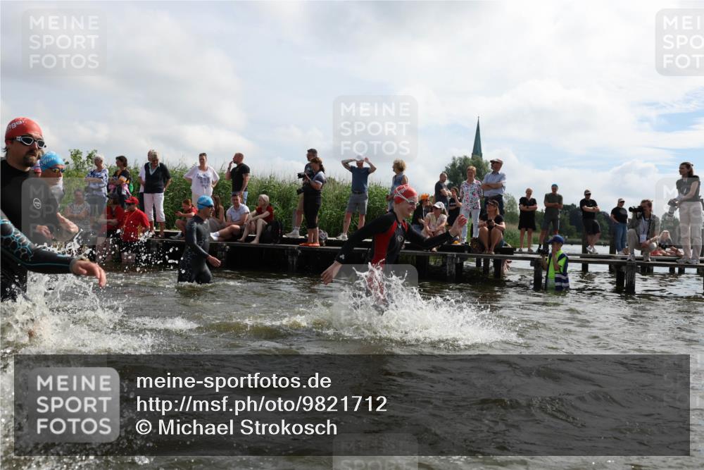 21.06.2026 - Viking Triathlon Michael Strokosch http://msf.ph/oto/9821712 21.06.2026 10:09:10 Schwimmen 70, 77, 127, 155, 347, 385, 431, 502, 504, 529, 542, 631, 639, 652, 670 meine-sportfotos.de