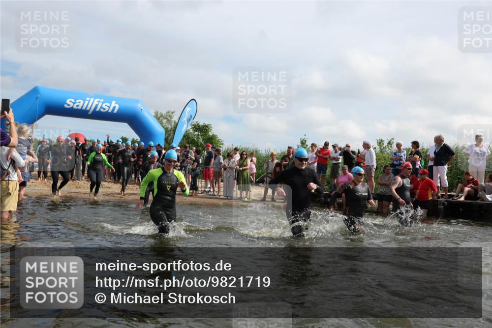 21.06.2026 - Viking Triathlon Michael Strokosch http://msf.ph/oto/9821719 21.06.2026 10:09:13 Schwimmen 70, 77, 127, 155, 347, 385, 431, 502, 504, 529, 542, 631, 639, 652, 670 meine-sportfotos.de