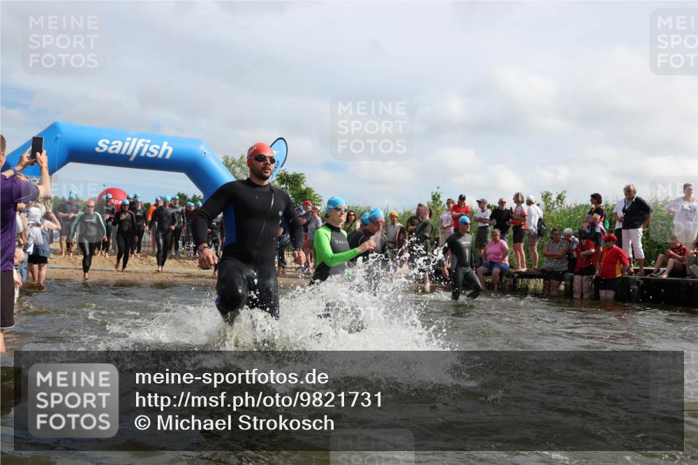 21.06.2026 - Viking Triathlon Michael Strokosch http://msf.ph/oto/9821731 21.06.2026 10:09:18 Schwimmen 127, 141, 155, 347, 385, 431, 502, 504, 529, 532, 538, 561, 639, 646, 670 meine-sportfotos.de