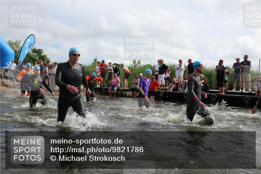 21.06.2026 - Viking Triathlon Michael Strokosch http://msf.ph/oto/9821786 21.06.2026 10:09:40 Schwimmen 39, 117, 244, 264, 379, 491, 515 meine-sportfotos.de