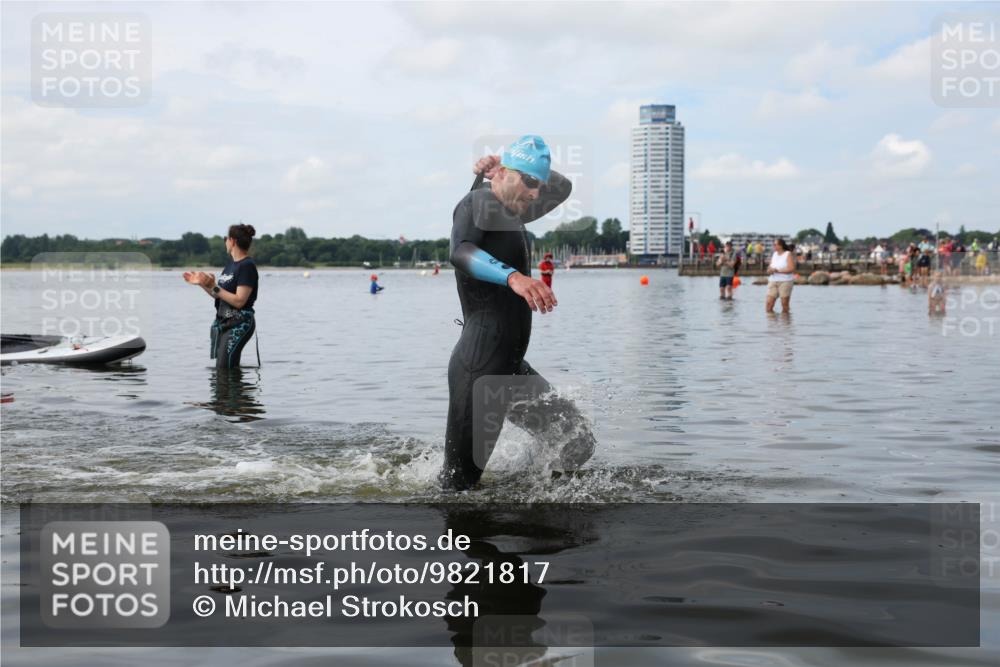 21.06.2026 - Viking Triathlon Michael Strokosch http://msf.ph/oto/9821817 21.06.2026 10:24:28 Schwimmen 517 meine-sportfotos.de