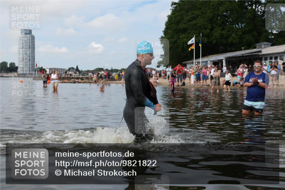 21.06.2026 - Viking Triathlon Michael Strokosch http://msf.ph/oto/9821822 21.06.2026 10:24:29 Schwimmen 517 meine-sportfotos.de