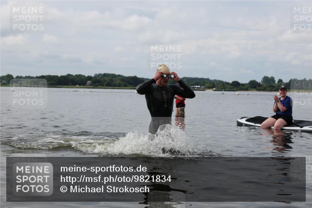 21.06.2026 - Viking Triathlon Michael Strokosch http://msf.ph/oto/9821834 21.06.2026 10:24:49 Schwimmen 9 meine-sportfotos.de