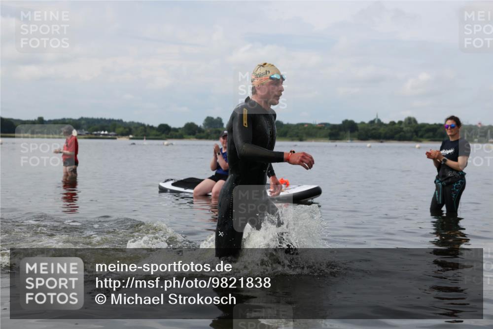 21.06.2026 - Viking Triathlon Michael Strokosch http://msf.ph/oto/9821838 21.06.2026 10:24:50 Schwimmen 9 meine-sportfotos.de