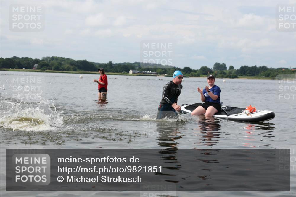 21.06.2026 - Viking Triathlon Michael Strokosch http://msf.ph/oto/9821851 21.06.2026 10:25:27 Schwimmen 1, 4, 10, 189 meine-sportfotos.de