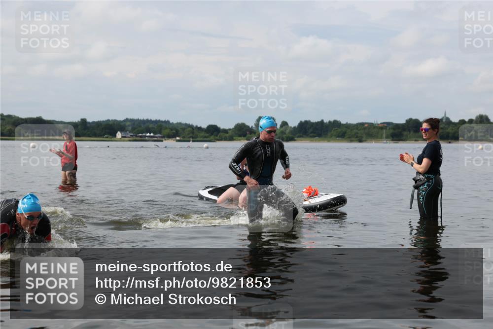 21.06.2026 - Viking Triathlon Michael Strokosch http://msf.ph/oto/9821853 21.06.2026 10:25:28 Schwimmen 1, 4, 10, 189 meine-sportfotos.de
