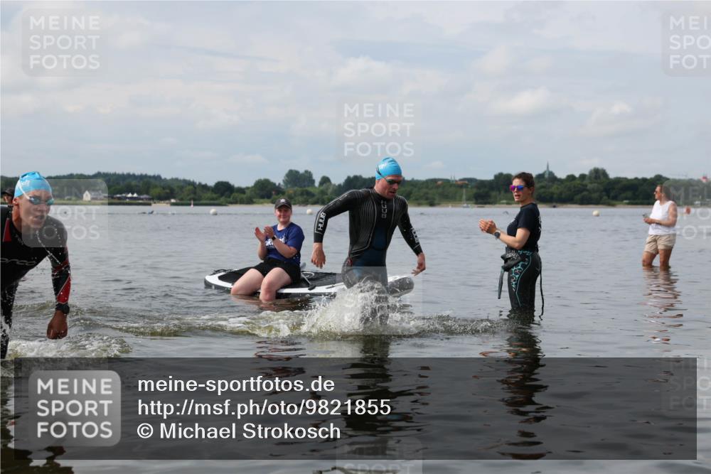 21.06.2026 - Viking Triathlon Michael Strokosch http://msf.ph/oto/9821855 21.06.2026 10:25:28 Schwimmen 1, 4, 10, 189 meine-sportfotos.de