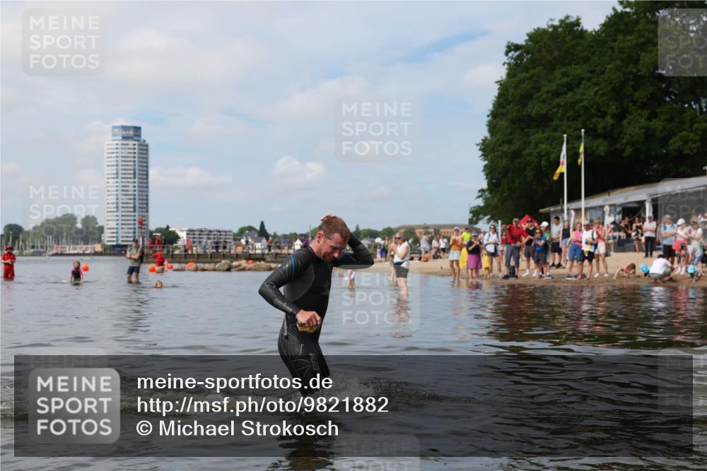 21.06.2026 - Viking Triathlon Michael Strokosch http://msf.ph/oto/9821882 21.06.2026 10:25:39 Schwimmen 4, 8, 10 meine-sportfotos.de