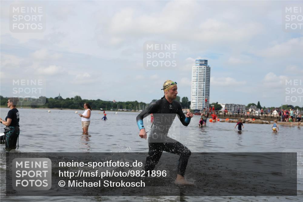 21.06.2026 - Viking Triathlon Michael Strokosch http://msf.ph/oto/9821896 21.06.2026 10:25:45 Schwimmen 4, 8, 10 meine-sportfotos.de