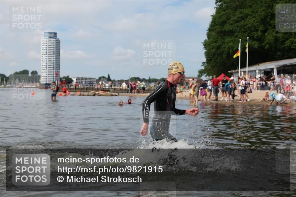 21.06.2026 - Viking Triathlon Michael Strokosch http://msf.ph/oto/9821915 21.06.2026 10:25:53 Schwimmen 8 meine-sportfotos.de