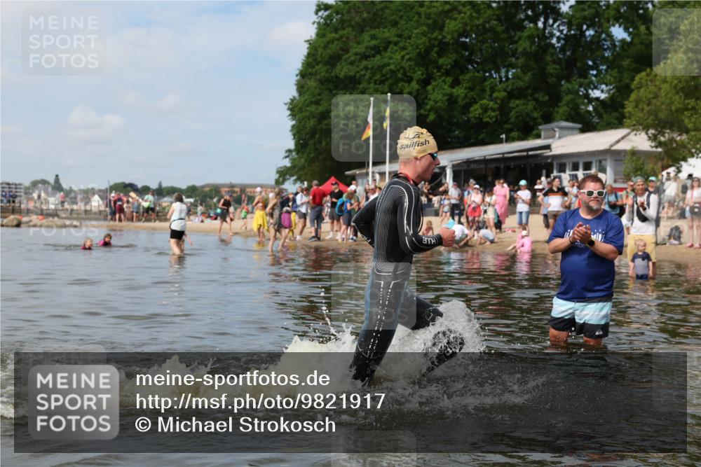 21.06.2026 - Viking Triathlon Michael Strokosch http://msf.ph/oto/9821917 21.06.2026 10:25:53 Schwimmen 8 meine-sportfotos.de