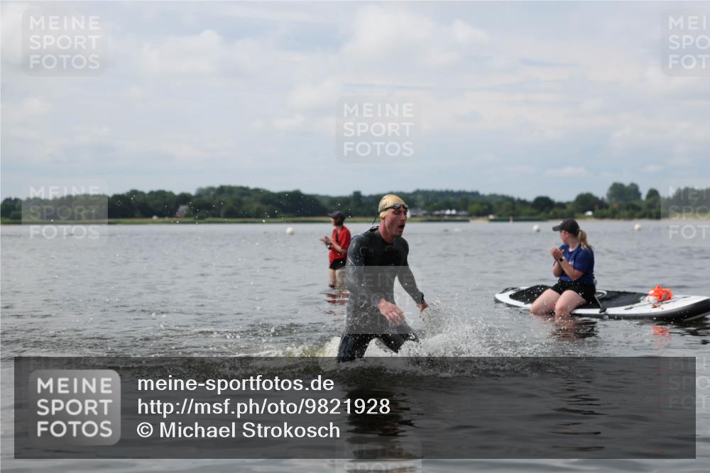 21.06.2026 - Viking Triathlon Michael Strokosch http://msf.ph/oto/9821928 21.06.2026 10:26:11 Schwimmen 2, 21, 474, 548 meine-sportfotos.de