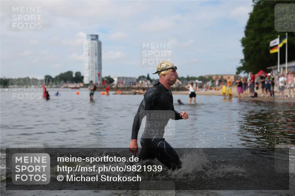21.06.2026 - Viking Triathlon Michael Strokosch http://msf.ph/oto/9821939 21.06.2026 10:26:15 Schwimmen 2, 21, 474, 548 meine-sportfotos.de