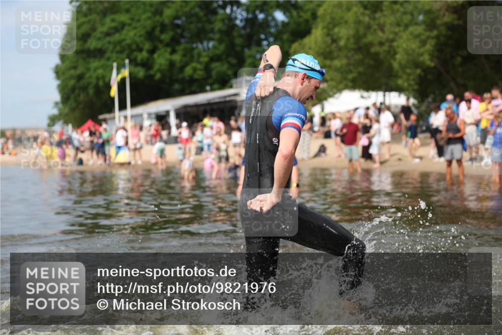 21.06.2026 - Viking Triathlon Michael Strokosch http://msf.ph/oto/9821976 21.06.2026 10:26:32 Schwimmen 334, 453, 474, 548 meine-sportfotos.de