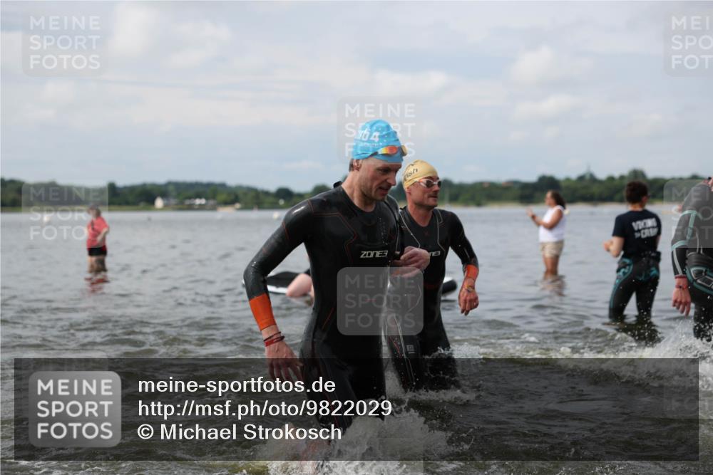 21.06.2026 - Viking Triathlon Michael Strokosch http://msf.ph/oto/9822029 21.06.2026 10:27:03 Schwimmen 7, 25, 176, 426, 547, 575 meine-sportfotos.de