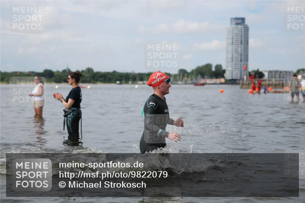 21.06.2026 - Viking Triathlon Michael Strokosch http://msf.ph/oto/9822079 21.06.2026 10:28:00 Schwimmen 19, 119, 280, 342, 371, 565, 620 meine-sportfotos.de