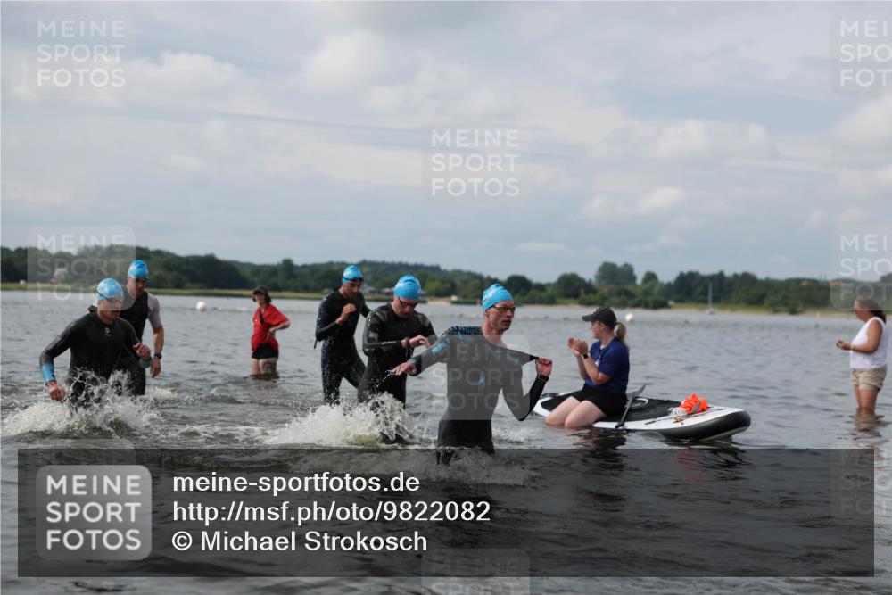 21.06.2026 - Viking Triathlon Michael Strokosch http://msf.ph/oto/9822082 21.06.2026 10:28:02 Schwimmen 19, 29, 119, 280, 342, 371, 565, 620 meine-sportfotos.de