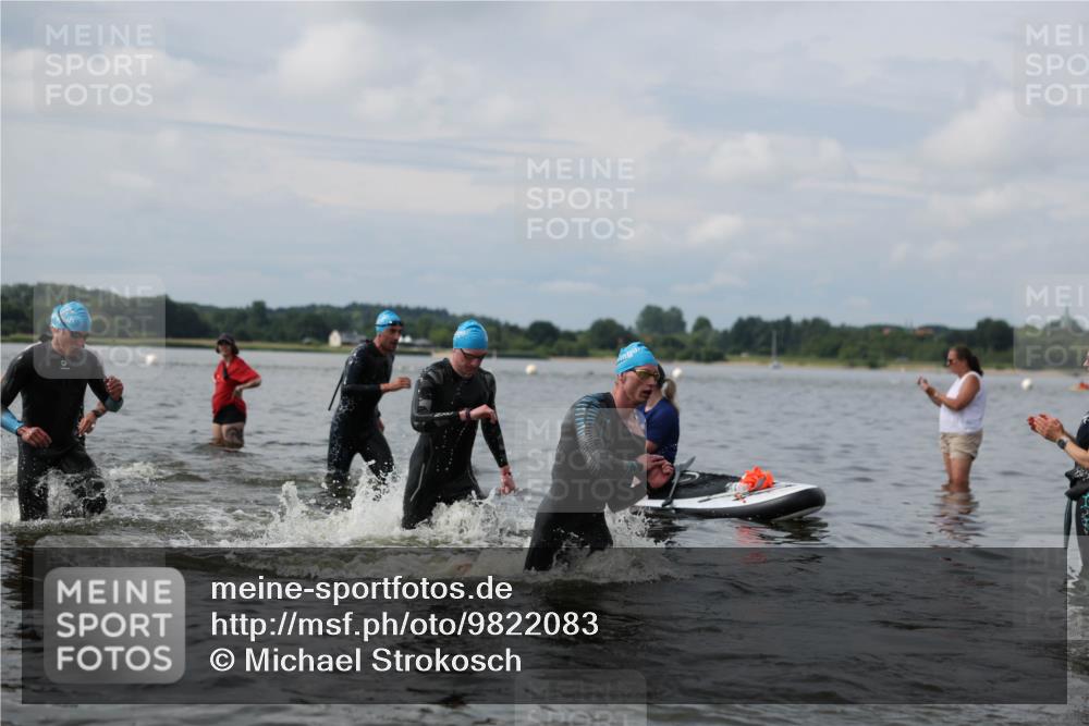 21.06.2026 - Viking Triathlon Michael Strokosch http://msf.ph/oto/9822083 21.06.2026 10:28:02 Schwimmen 19, 29, 119, 280, 342, 371, 565, 620 meine-sportfotos.de