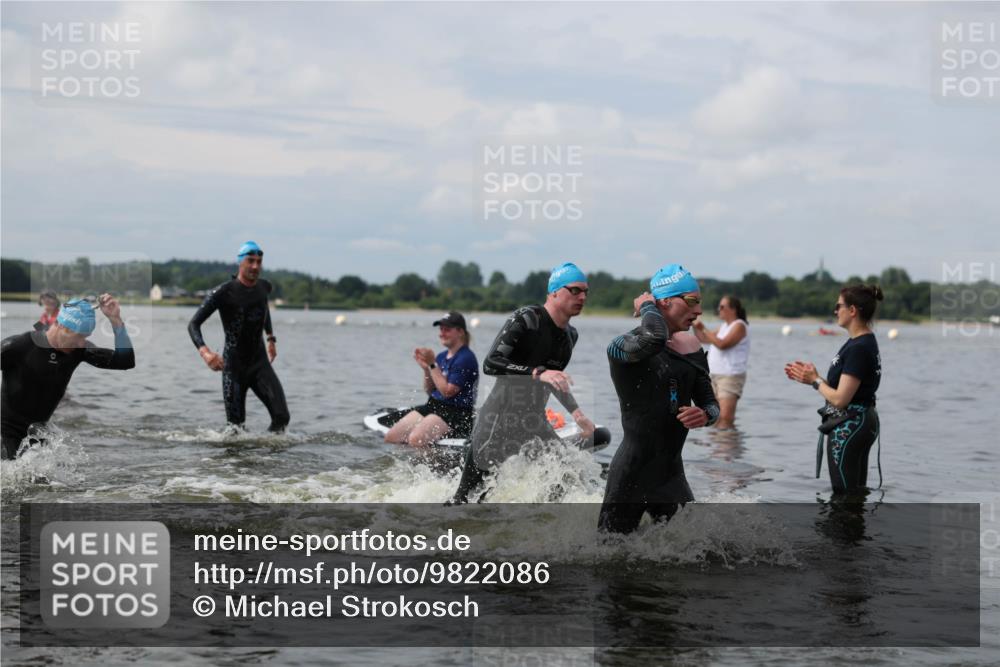 21.06.2026 - Viking Triathlon Michael Strokosch http://msf.ph/oto/9822086 21.06.2026 10:28:03 Schwimmen 19, 29, 119, 280, 342, 371, 565, 620 meine-sportfotos.de