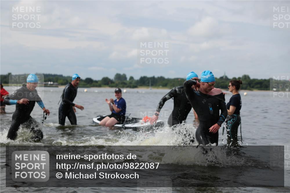 21.06.2026 - Viking Triathlon Michael Strokosch http://msf.ph/oto/9822087 21.06.2026 10:28:04 Schwimmen 19, 29, 119, 280, 342, 371, 565, 620 meine-sportfotos.de