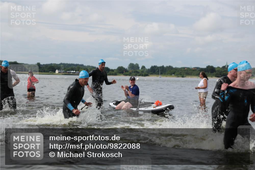 21.06.2026 - Viking Triathlon Michael Strokosch http://msf.ph/oto/9822088 21.06.2026 10:28:04 Schwimmen 19, 29, 119, 280, 342, 371, 565, 620 meine-sportfotos.de