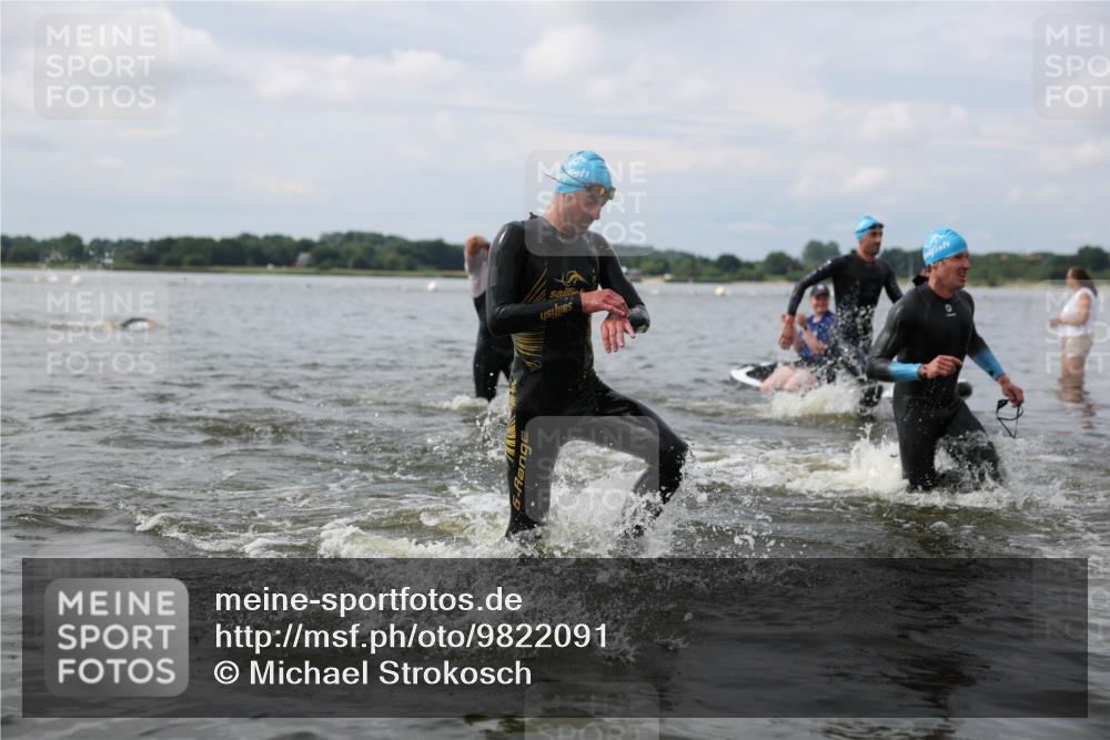 21.06.2026 - Viking Triathlon Michael Strokosch http://msf.ph/oto/9822091 21.06.2026 10:28:05 Schwimmen 19, 29, 119, 280, 342, 371, 565, 620 meine-sportfotos.de