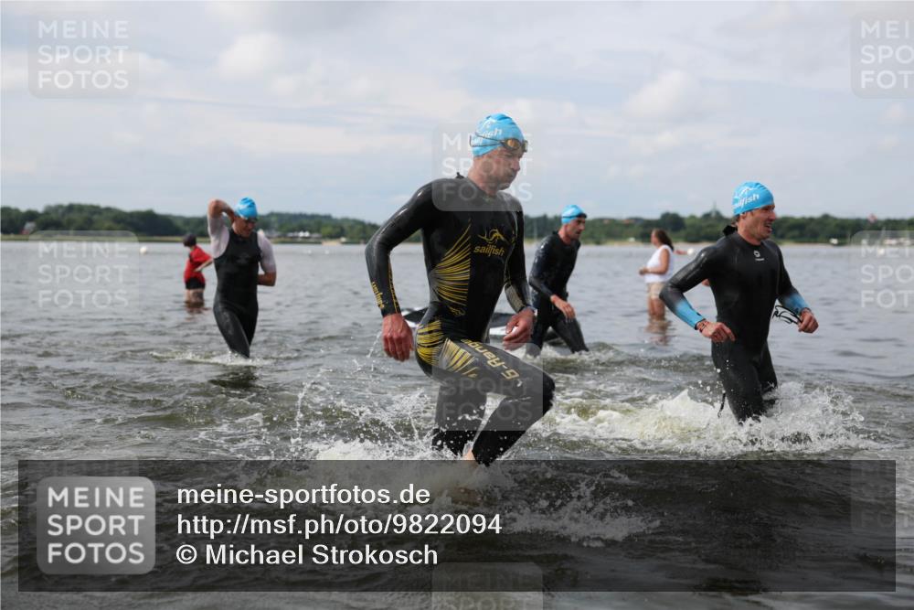 21.06.2026 - Viking Triathlon Michael Strokosch http://msf.ph/oto/9822094 21.06.2026 10:28:06 Schwimmen 19, 29, 119, 280, 342, 371, 565, 620 meine-sportfotos.de