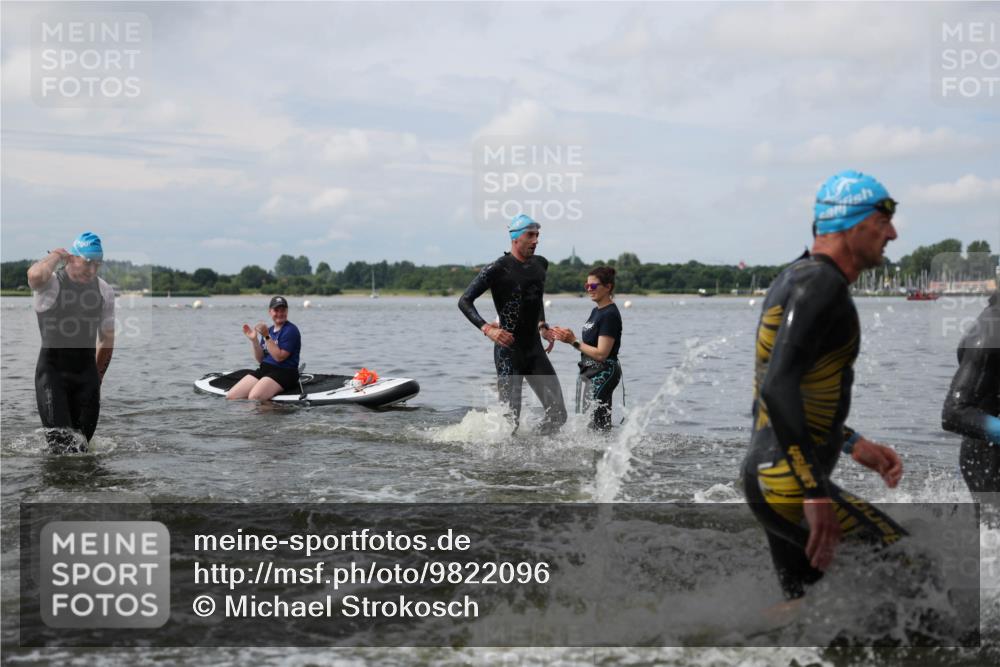 21.06.2026 - Viking Triathlon Michael Strokosch http://msf.ph/oto/9822096 21.06.2026 10:28:07 Schwimmen 19, 29, 119, 280, 342, 371, 565 meine-sportfotos.de