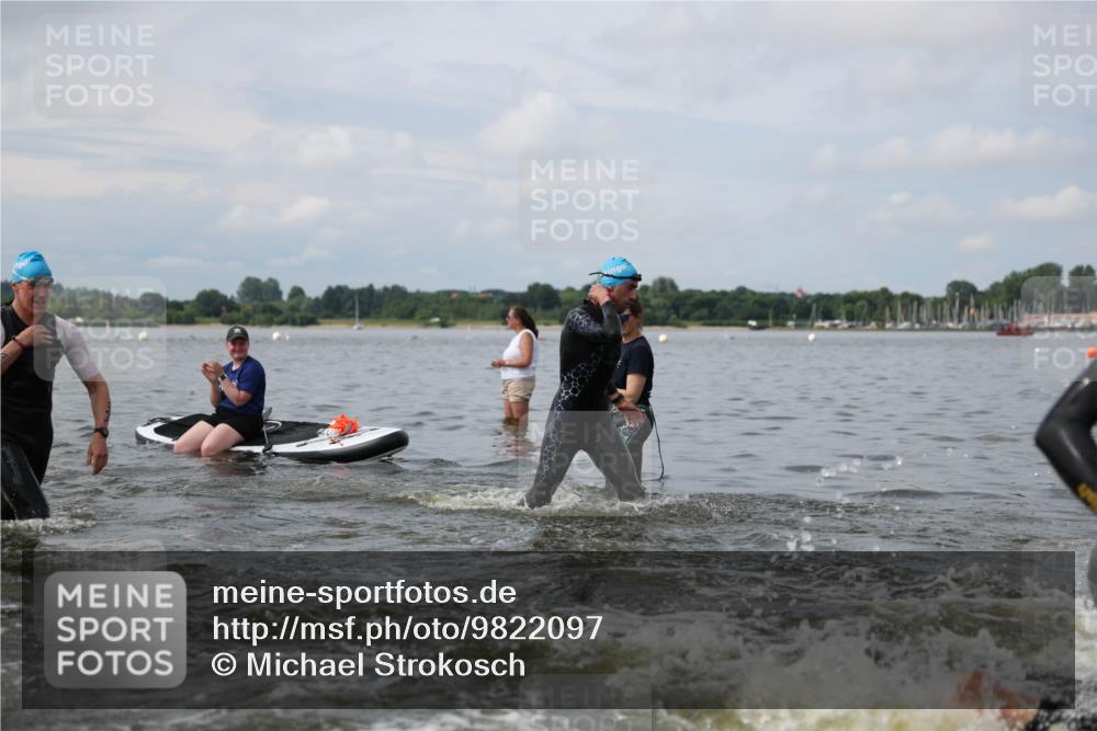 21.06.2026 - Viking Triathlon Michael Strokosch http://msf.ph/oto/9822097 21.06.2026 10:28:07 Schwimmen 19, 29, 119, 280, 342, 371, 565 meine-sportfotos.de