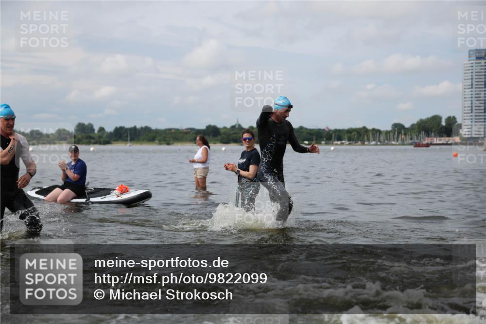 21.06.2026 - Viking Triathlon Michael Strokosch http://msf.ph/oto/9822099 21.06.2026 10:28:08 Schwimmen 19, 29, 119, 280, 342, 371, 565 meine-sportfotos.de
