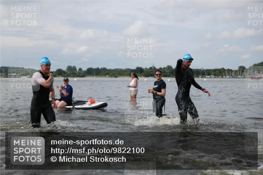 21.06.2026 - Viking Triathlon Michael Strokosch http://msf.ph/oto/9822100 21.06.2026 10:28:08 Schwimmen 19, 29, 119, 280, 342, 371, 565 meine-sportfotos.de