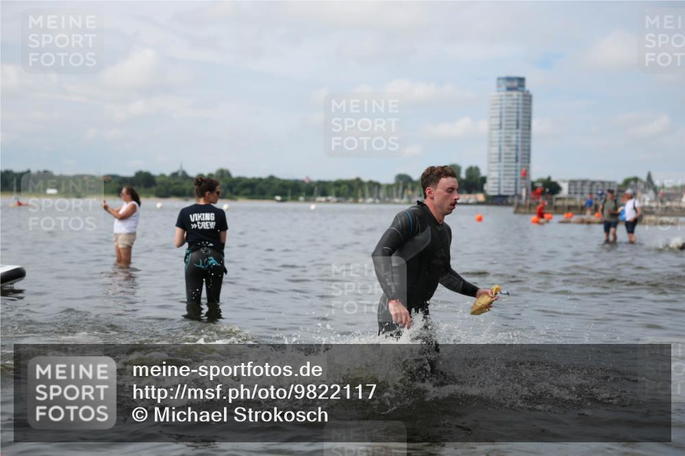 21.06.2026 - Viking Triathlon Michael Strokosch http://msf.ph/oto/9822117 21.06.2026 10:28:20 Schwimmen 29, 271 meine-sportfotos.de
