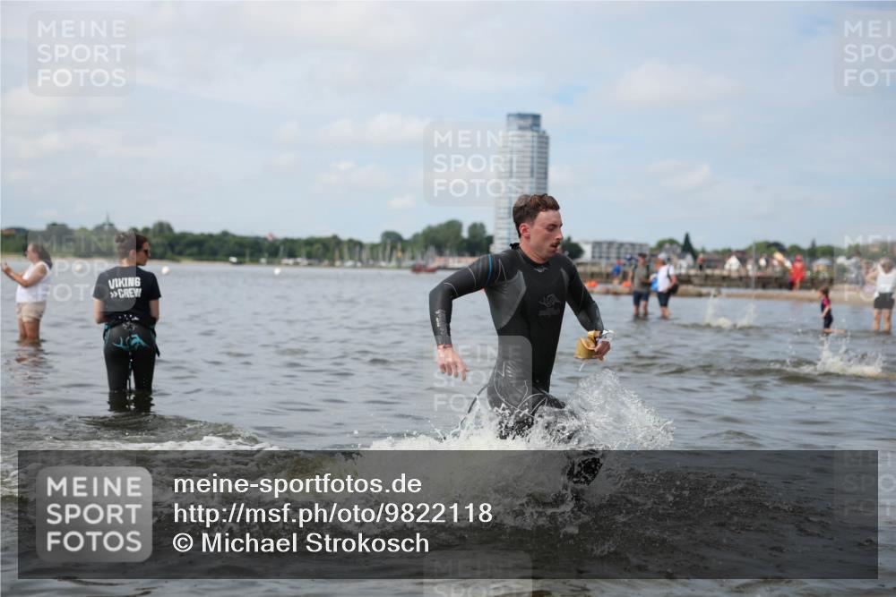 21.06.2026 - Viking Triathlon Michael Strokosch http://msf.ph/oto/9822118 21.06.2026 10:28:20 Schwimmen 29, 271 meine-sportfotos.de