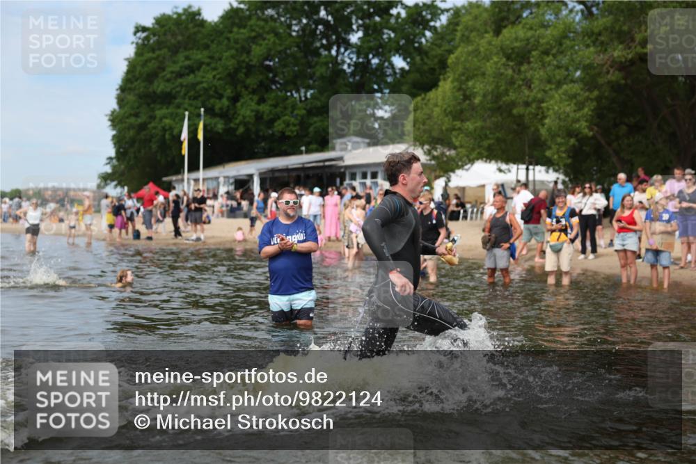 21.06.2026 - Viking Triathlon Michael Strokosch http://msf.ph/oto/9822124 21.06.2026 10:28:22 Schwimmen 29, 271 meine-sportfotos.de
