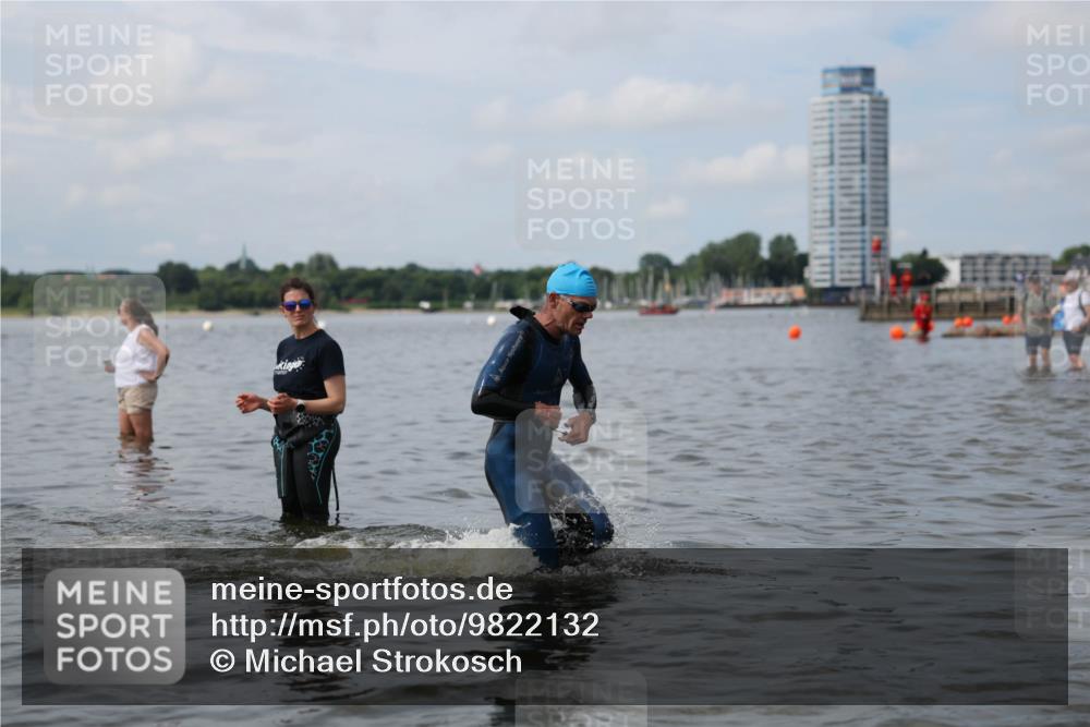 21.06.2026 - Viking Triathlon Michael Strokosch http://msf.ph/oto/9822132 21.06.2026 10:28:34 Schwimmen 271 meine-sportfotos.de