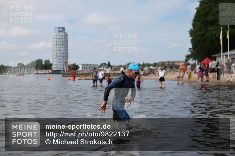 21.06.2026 - Viking Triathlon Michael Strokosch http://msf.ph/oto/9822137 21.06.2026 10:28:36 Schwimmen 271 meine-sportfotos.de
