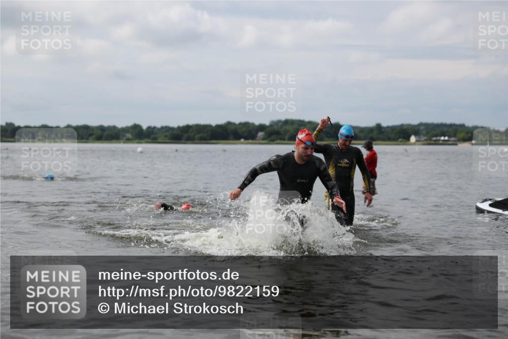 21.06.2026 - Viking Triathlon Michael Strokosch http://msf.ph/oto/9822159 21.06.2026 10:29:11 Schwimmen 65, 441, 640, 643 meine-sportfotos.de