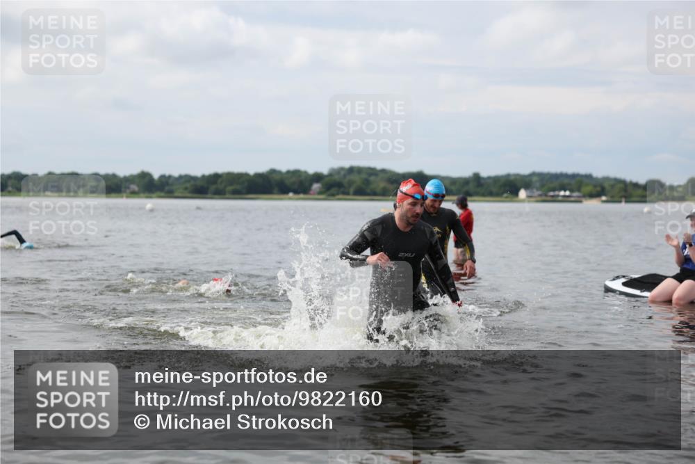 21.06.2026 - Viking Triathlon Michael Strokosch http://msf.ph/oto/9822160 21.06.2026 10:29:11 Schwimmen 65, 441, 640, 643 meine-sportfotos.de