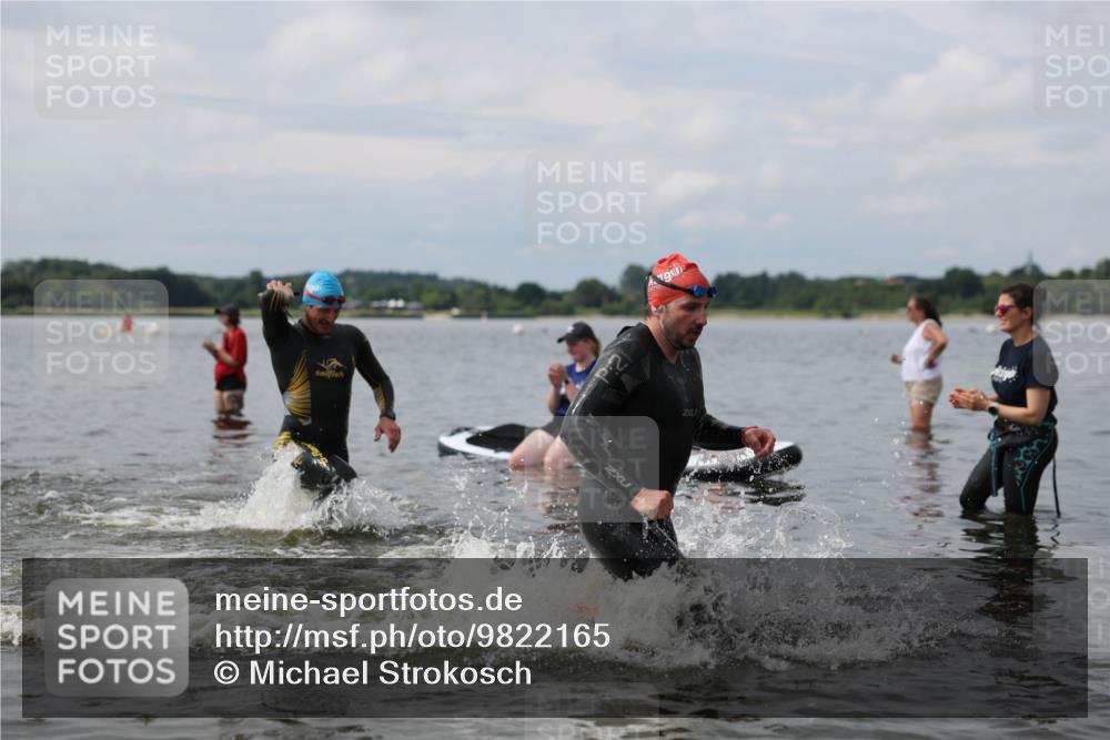 21.06.2026 - Viking Triathlon Michael Strokosch http://msf.ph/oto/9822165 21.06.2026 10:29:13 Schwimmen 65, 441, 640, 643 meine-sportfotos.de