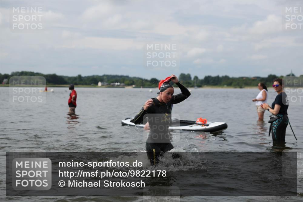 21.06.2026 - Viking Triathlon Michael Strokosch http://msf.ph/oto/9822178 21.06.2026 10:29:17 Schwimmen 65, 441, 610, 640, 643 meine-sportfotos.de