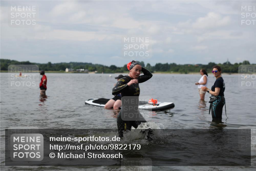 21.06.2026 - Viking Triathlon Michael Strokosch http://msf.ph/oto/9822179 21.06.2026 10:29:18 Schwimmen 65, 441, 610, 640, 643 meine-sportfotos.de