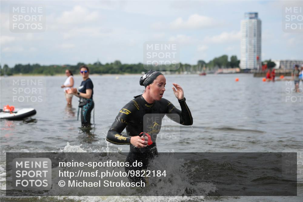 21.06.2026 - Viking Triathlon Michael Strokosch http://msf.ph/oto/9822184 21.06.2026 10:29:19 Schwimmen 65, 441, 610, 640, 643 meine-sportfotos.de