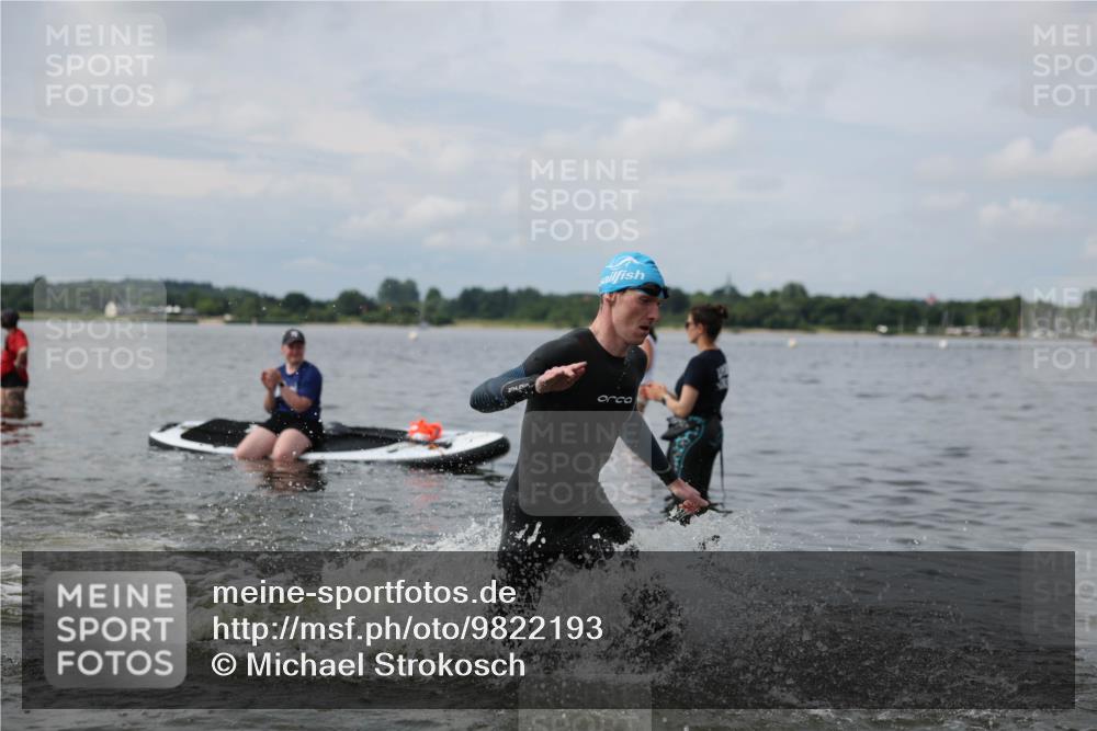 21.06.2026 - Viking Triathlon Michael Strokosch http://msf.ph/oto/9822193 21.06.2026 10:29:25 Schwimmen 65, 74, 610, 643 meine-sportfotos.de
